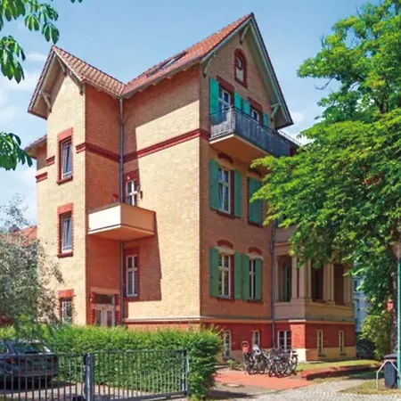 Gruenderzeitvilla In *