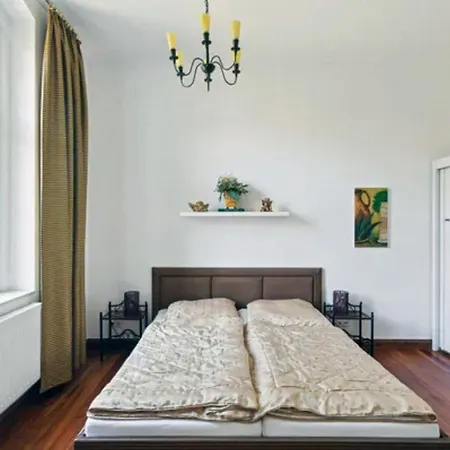 Lejlighed Gruenderzeitvilla In *